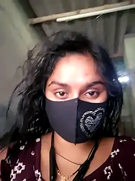 Sweet-Maddlina webcam