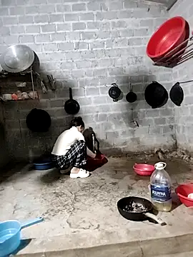 tin_tanny - Tin_tanny's free webcam - UK Sex Cams