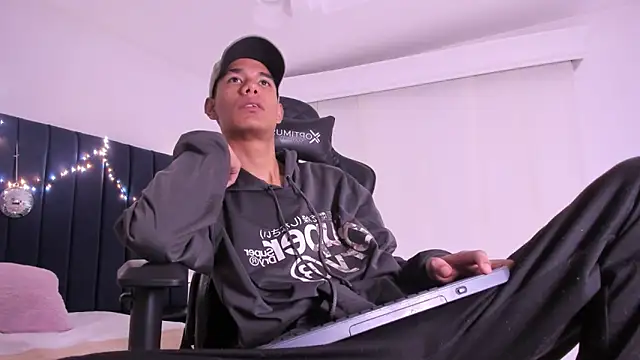 michael_vidal webcam