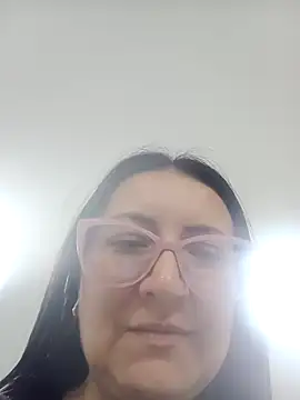 Monserratizzy webcam