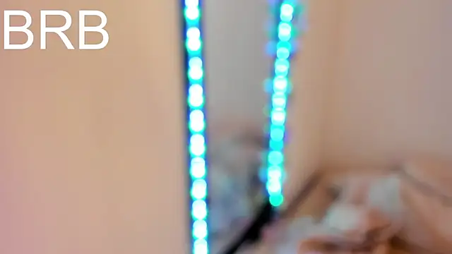 Lilith_salvatoree webcam