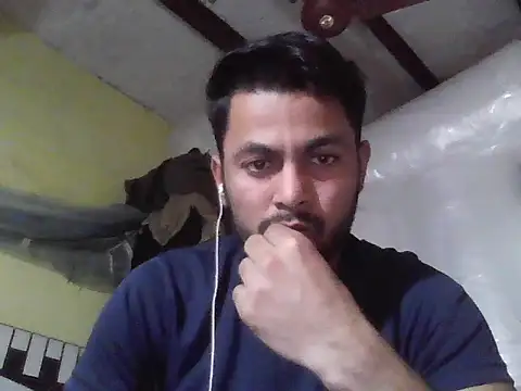 Stubborndesiboy webcam