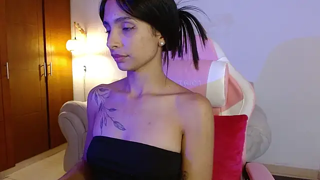 dreamsanna - DreamsAnna's free webcam - UK Sex Cams