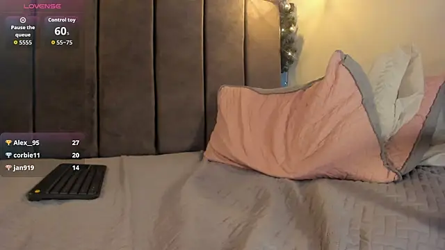 oscar_fox_ (M twink) - oil in my body 🍆🔥