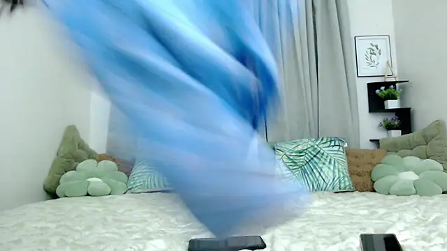 PrettyBlythes_TS webcam