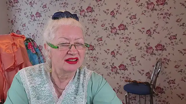 Maya_Mayflower webcam