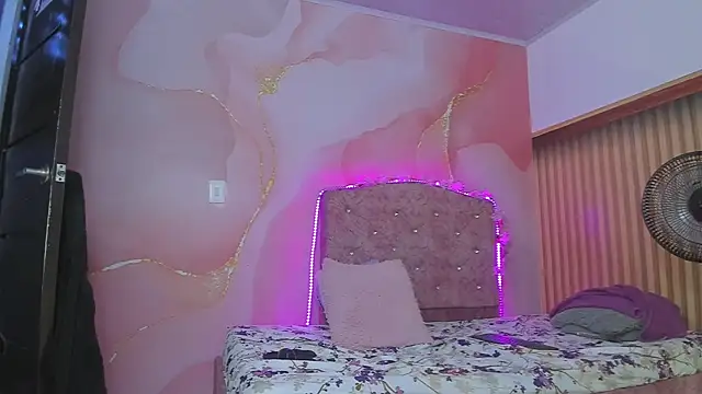 violet_taylor_ webcam