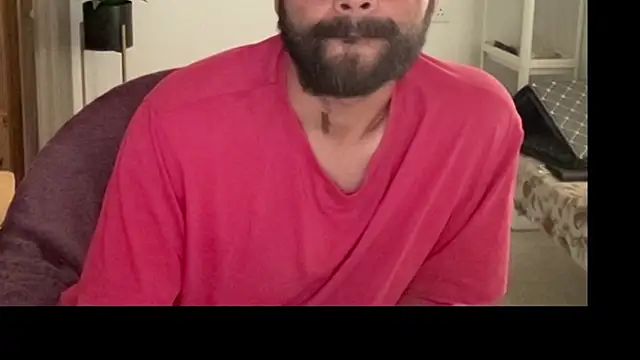 MakeMeAwareAah webcam