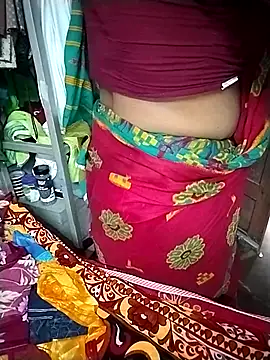 bhabi_open_nshow webcam