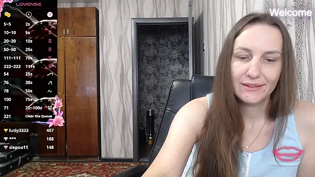 Yevgeshka-Milashka webcam