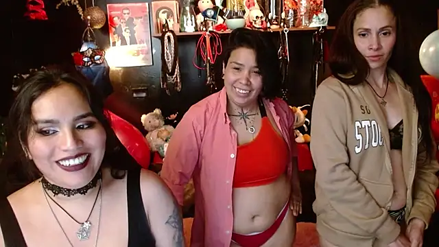 kureiji_hentaii webcam