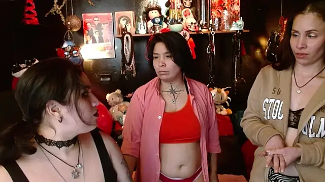 kureiji_hentaii webcam