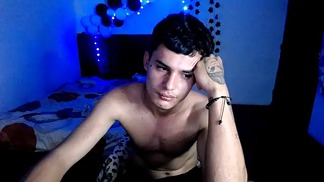 freddy_romas webcam