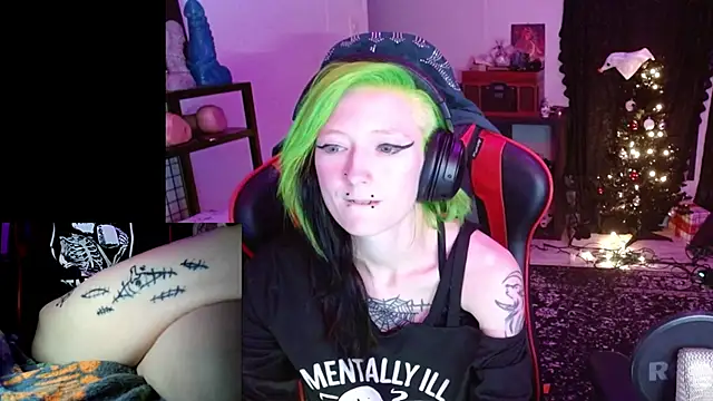 alicewonder09 webcam