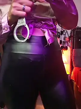 AmelieMartinez webcam