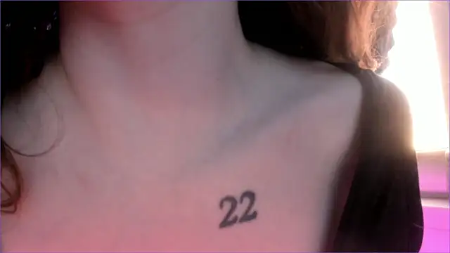 Viktoria_Oliverr webcam