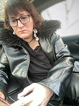 ZhenjaPoledance webcam