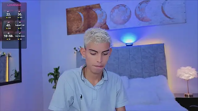 sky_jules's live cam