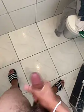 littybrowela12 (M young) - Hard nd horny