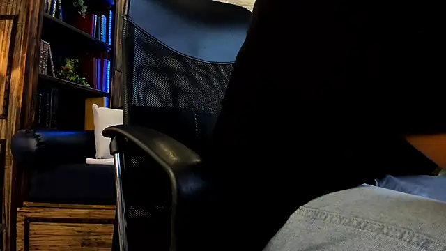 Donovan_Desmond webcam