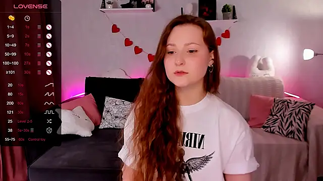 velvet_cherry_ webcam