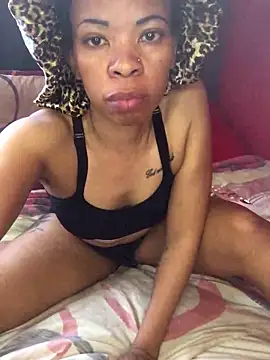 CandySlender18 webcam