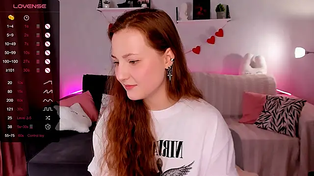 velvet_cherry_ webcam