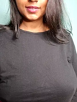 Ishu_Lovee Live Webcam on Stripchat