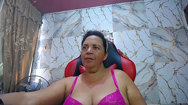 alina_maturehot webcam