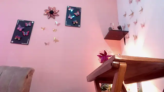 nicollejordan1 webcam