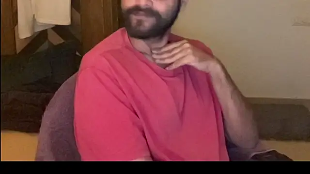 MakeMeAwareAah webcam