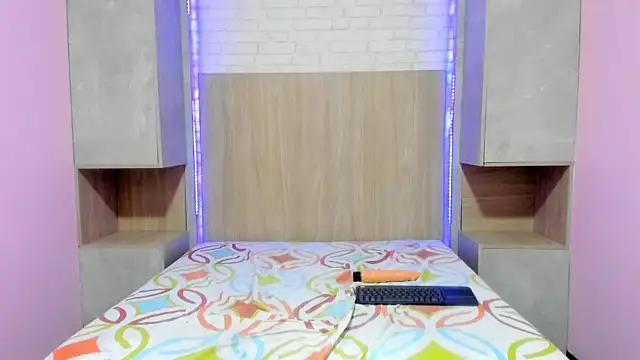 KarlaCollins_ webcam