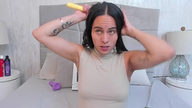 Naomii_BDSM webcam