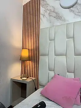 Hannagarces Live Webcam on Stripchat