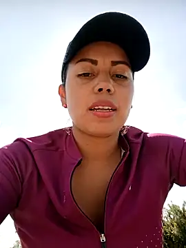 _andrea30 Live Webcam on Stripchat