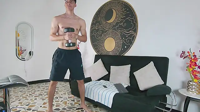 alessiovitale (M twink) - Naked + Flex muscles 🥵🔥