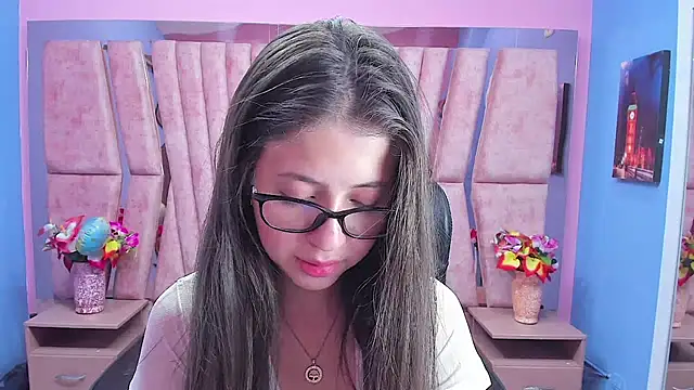 sarah_sweett_ webcam