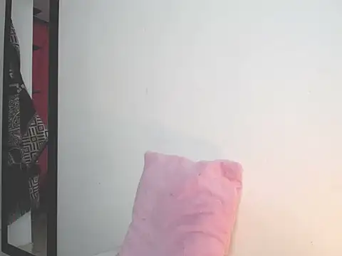 charlottekiss99 webcam