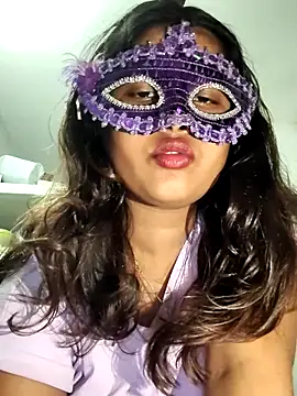 Eiinhjklamsntniil webcam