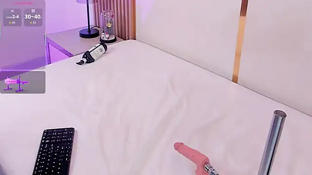 emmihops - EmmiHops's free webcam - UK Sex Cams