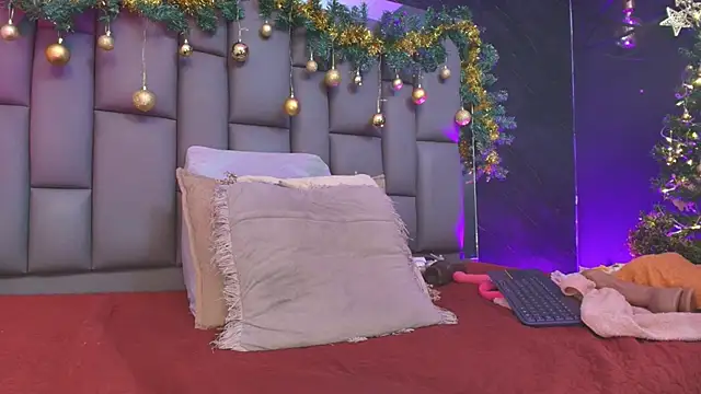 _miabrown_ - _MiaBrown_'s free webcam - UK Sex Cams