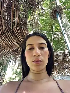 wet-kitty92 (F young) - SOS!! 1° stunami squirt go