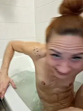 SlimBellaa from StripChat is Freechat