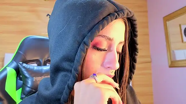 Abril_Velvet_a_ webcam