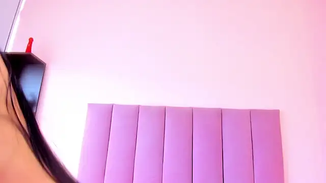 violet_myerrs webcam