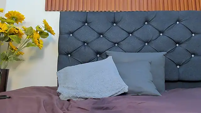 Antoniio_miller webcam