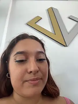 Emily_Jonness_ webcam