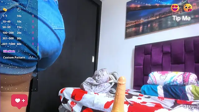 Alicia_Whitee webcam