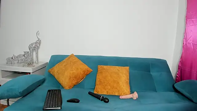 Victoria_Jonness webcam