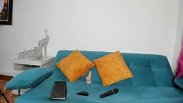 Victoria_Jonness webcam